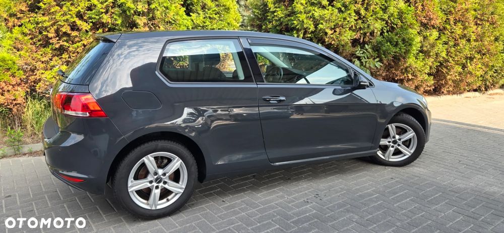 Volkswagen Golf 1.6 TDI BMT Highline - 17