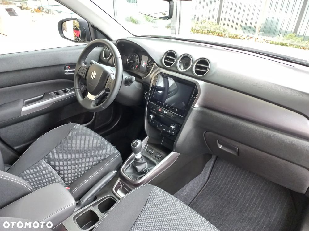 Suzuki Vitara 1.4 Boosterjet mHEV Premium Plus 2WD - 27