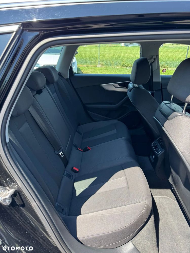 Audi A4 Avant 35 TDI S tronic - 9