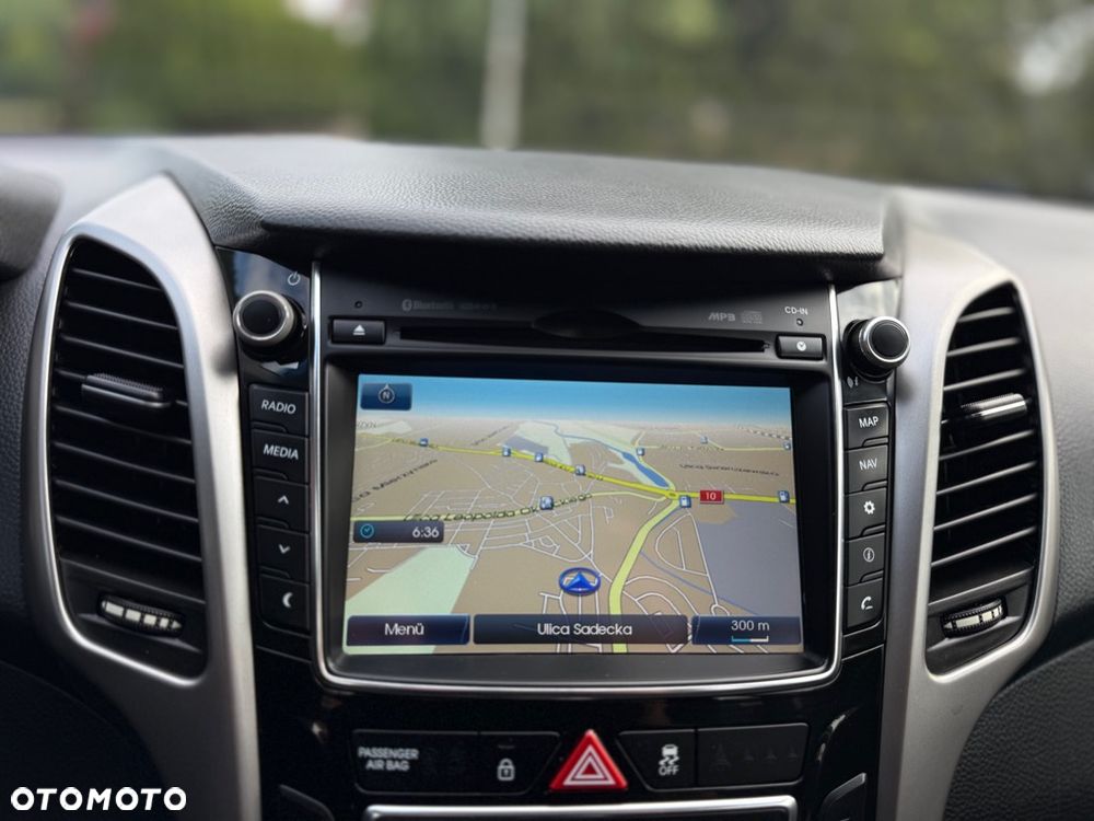 Hyundai i30 1.6 CRDi BlueDrive Premium - 23