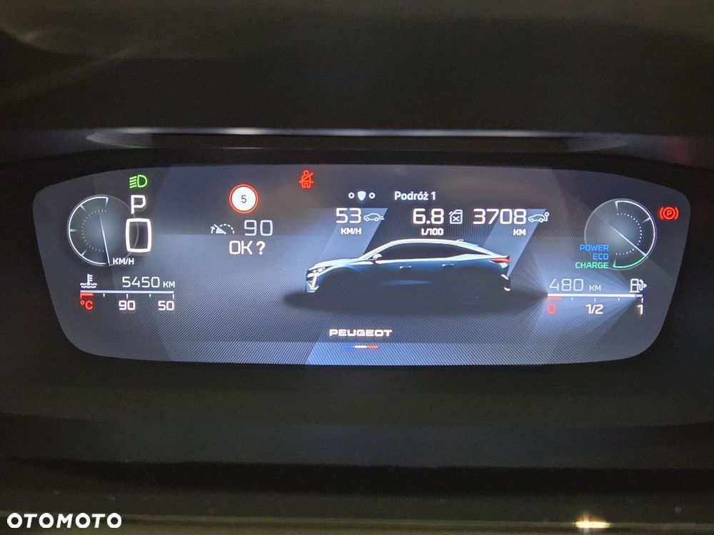Peugeot 408 - 21