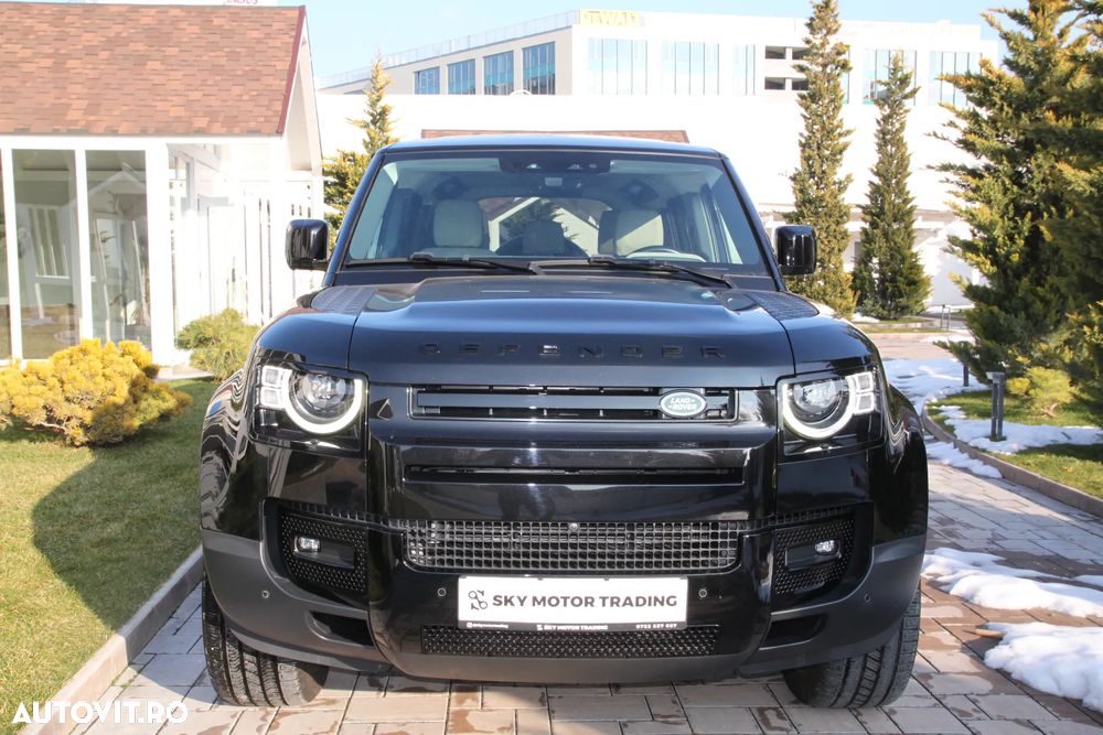 Land Rover Defender 110 3.0D 250 MHEV Hard Top X-Dynamic SE - 1