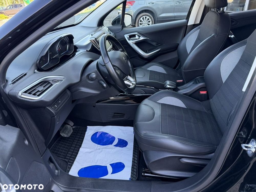 Peugeot 2008 1.2 Pure Tech GPF Active S&S EAT6 - 18