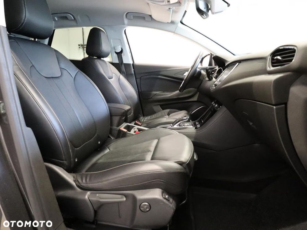Opel Grandland X Plug-in-Hybrid4 1.6 DI Start/Stop Ultimate - 12
