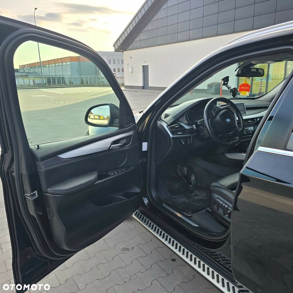 BMW Seria 5 525d Sport - 15