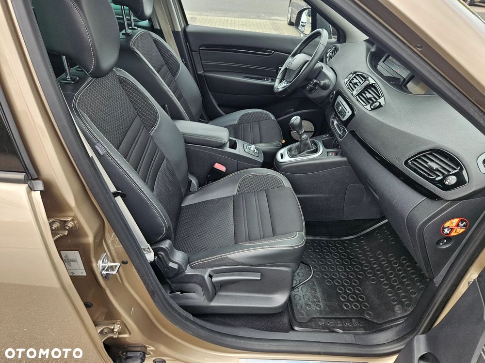 Renault Scenic ENERGY TCe 115 Bose Edition - 19