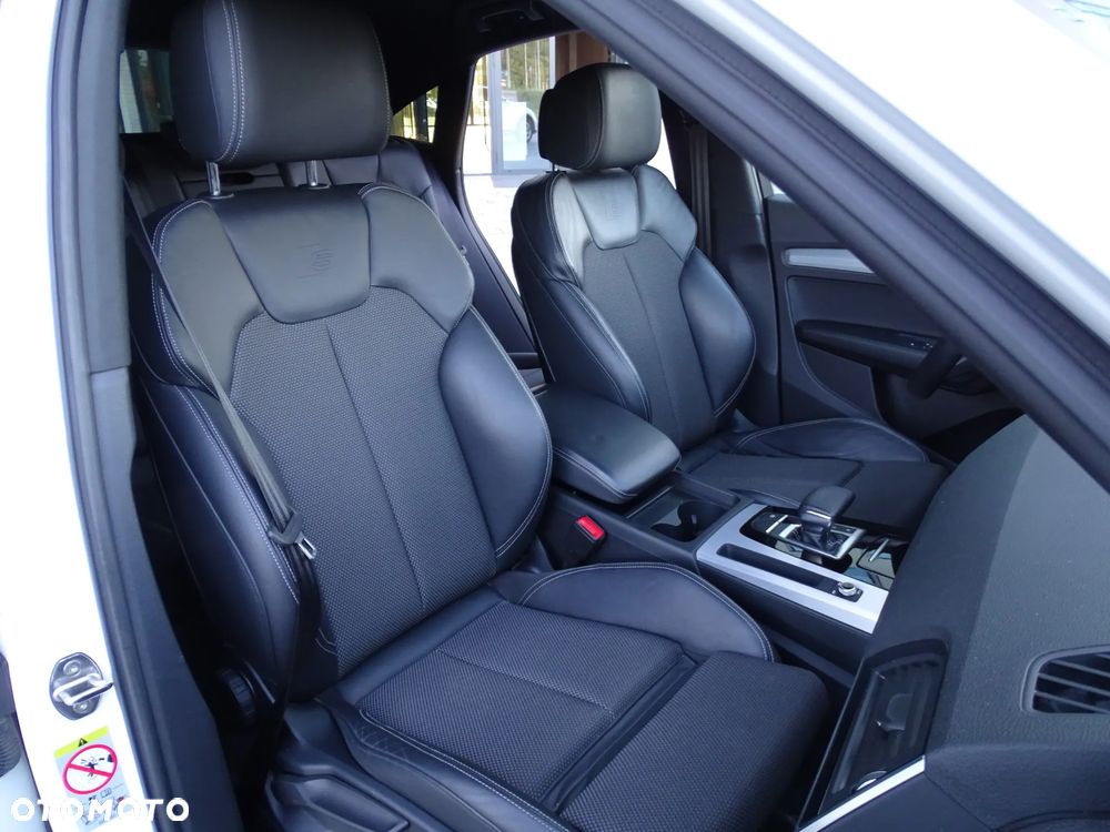Audi Q5 Sportback - 12