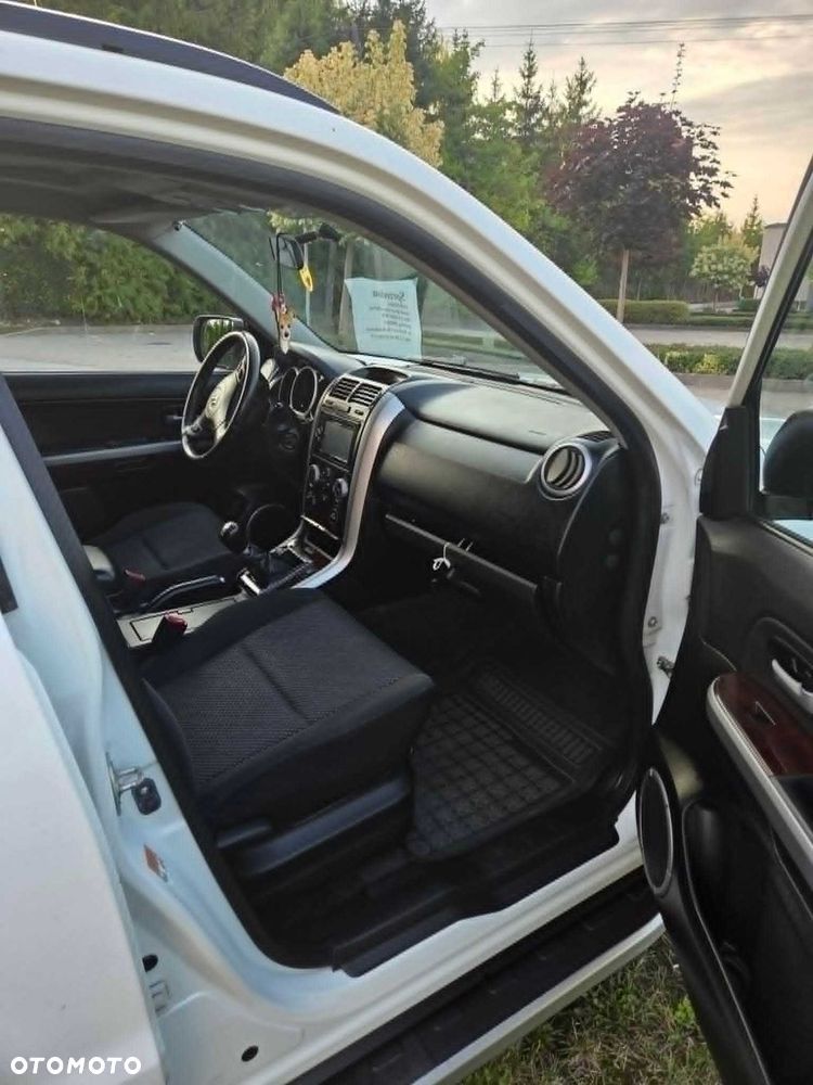 Suzuki Grand Vitara - 4