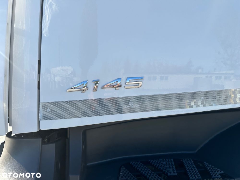 Mercedes-Benz Arosc 4145 - 12