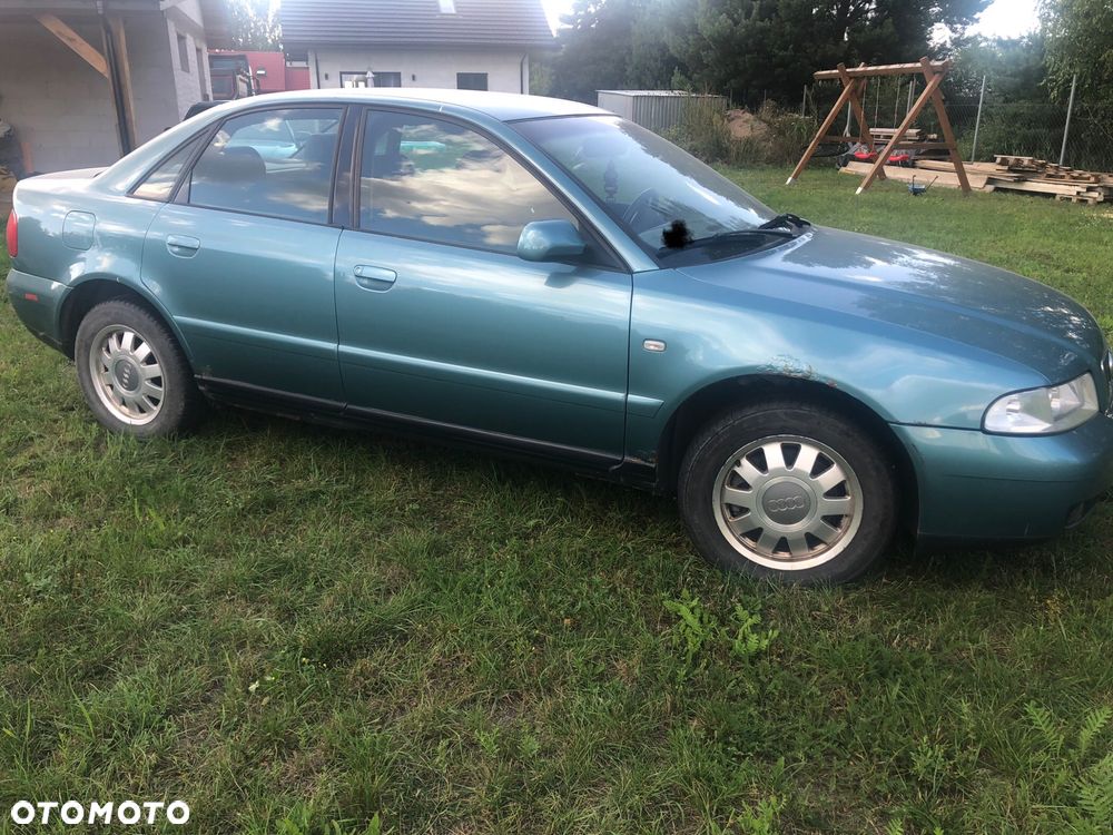 Audi A4 1.8T - 4