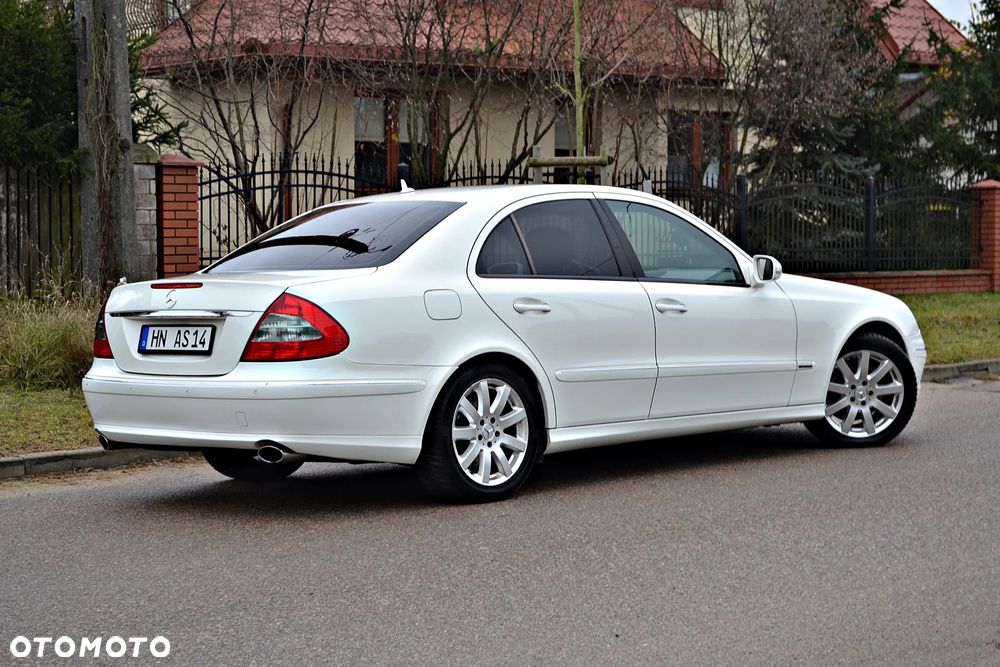 Mercedes-Benz Klasa E 200 Kompressor Automatik Elegance - 16