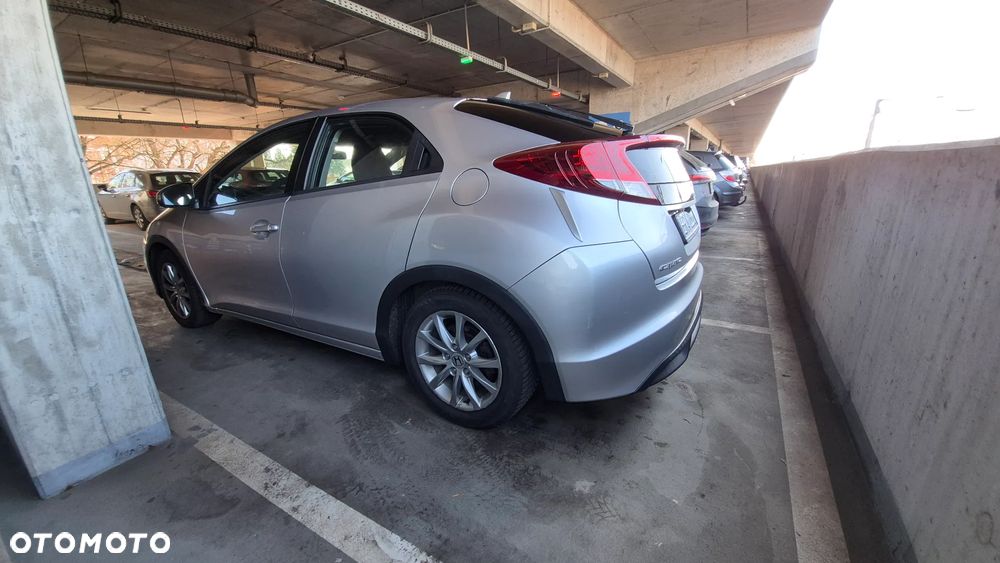 Honda Civic 1.4 i-VTEC - 2