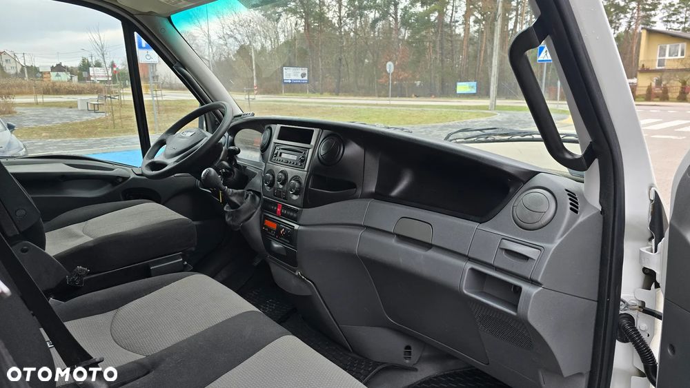 Iveco IVECO DAILY 70C17 3.0 170KM DMC 7T ❗❗ THERMO KING V-500 MAXX / MROŹNIA / GRZANIE / +25  -25 / ZASILANIE ZEWNĘTRZNE 230V / ZABUDOWA IGLOOCAR 10 EP / GRUBA ŚCIANA / WINDA DHOLLANDIA 1000KG / ŁADOWNOŚĆ 3200KG❗❗ - 23