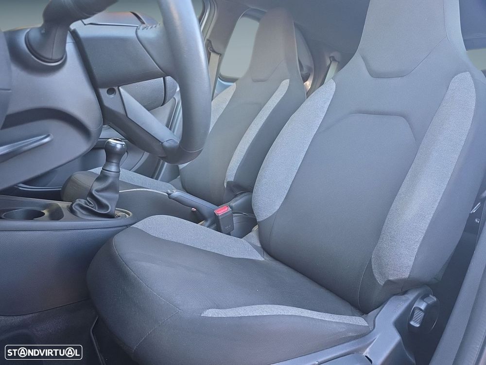 Toyota Aygo X - 11