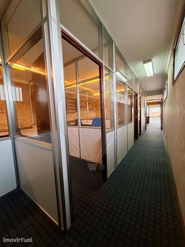 Escritório  para arrendamento - Grande imagem: 3/13