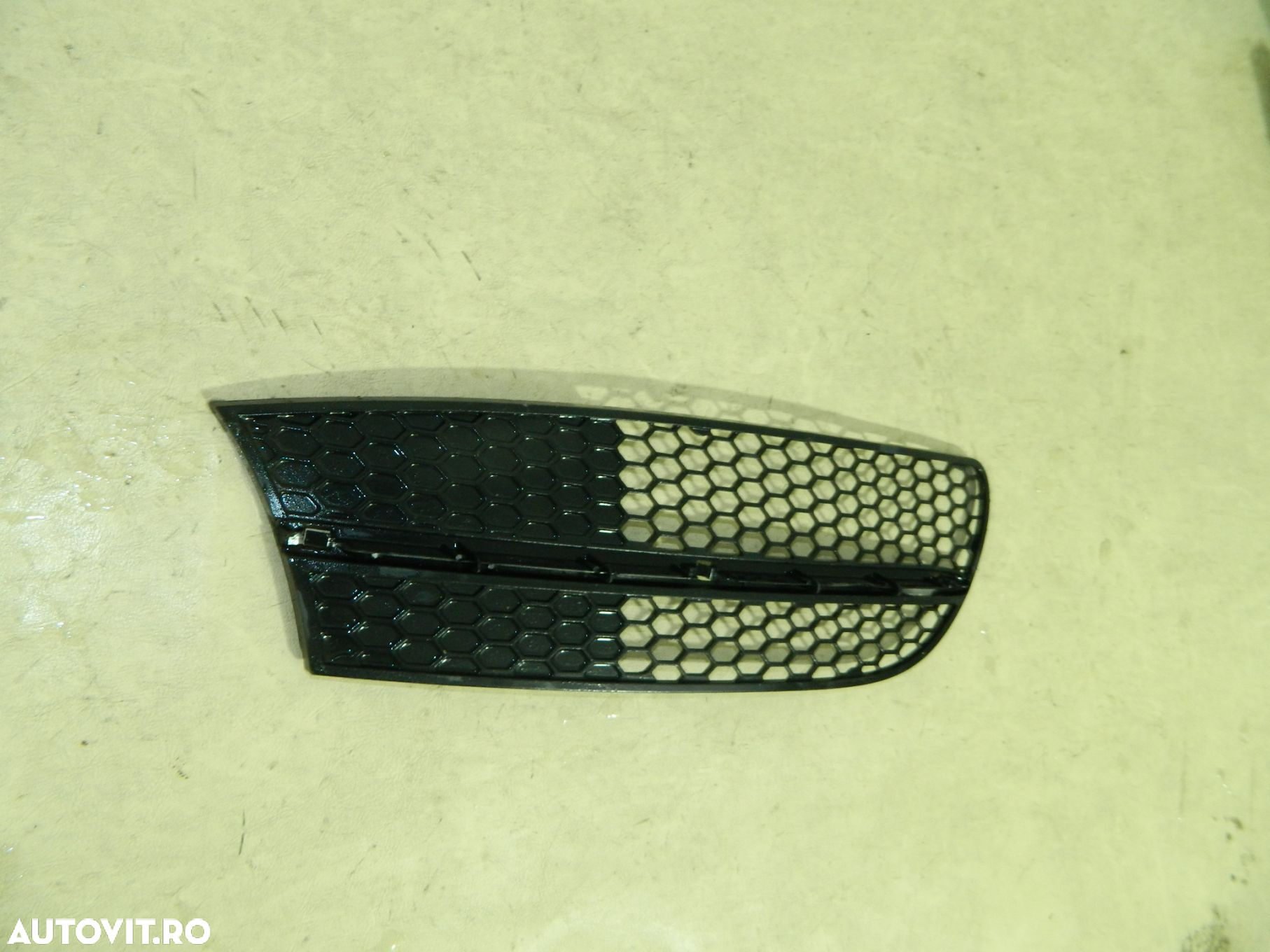 Grila radiator partea stanga, Alfa Romeo 147, 01-05, 46776670 - 5