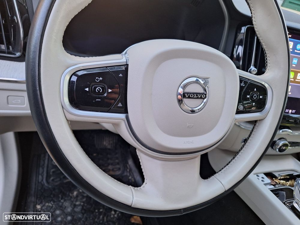 Volvo XC 60 2.0 B5 Inscription AWD - 6