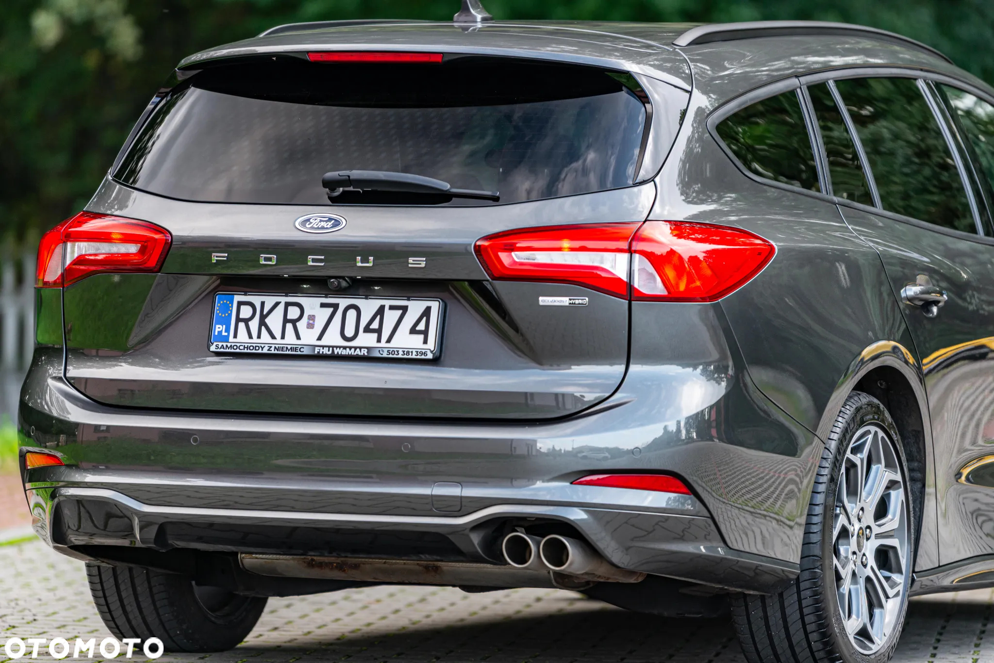 Ford Focus 1.0 EcoBoost Hybrid ST-LINE - 10
