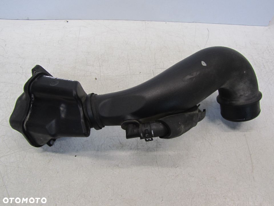 renault master III 2.3 DCI przewód-rura turbiny 8200987778 - 3