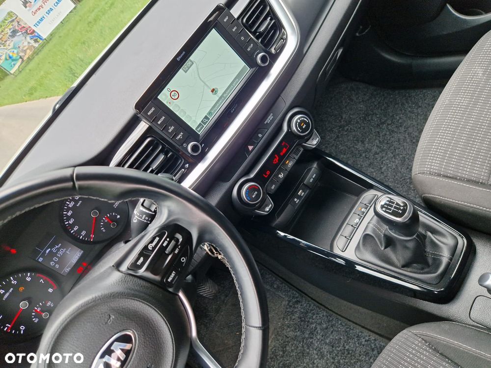 Kia Stonic - 17