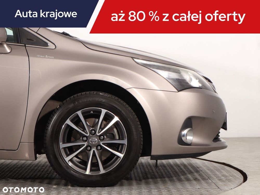 Toyota Avensis - 16