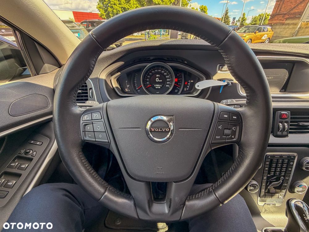 Volvo V40 D2 Geartronic - 12