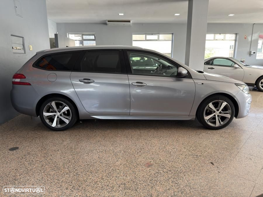 Peugeot 308 SW 1.6 BlueHDi Allure J17 - 23