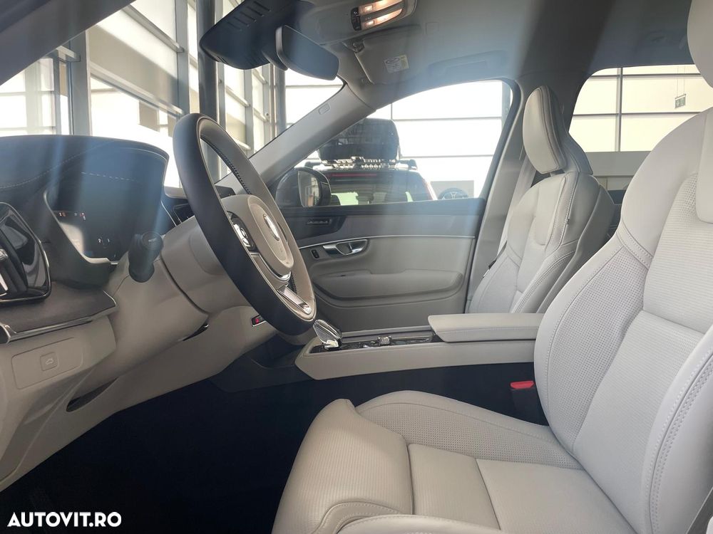 Volvo XC 90 B5 B AWD Plus Bright - 11