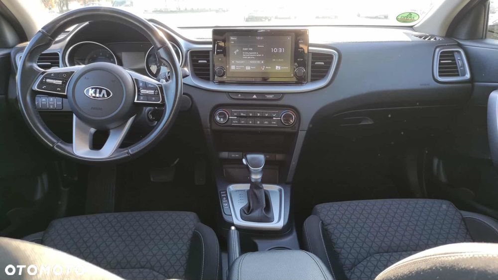 Kia Ceed 1.4 T-GDI M DCT - 16