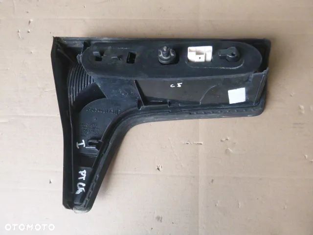 LAMPA PRAWY TYŁ PRAWA TYLNA W KLAPĘ CITROEN C5 I LIFT SEDAN 04-08 - 9