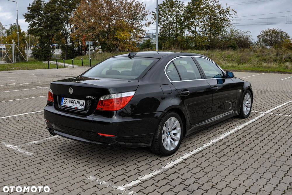 BMW Seria 5 530i - 4