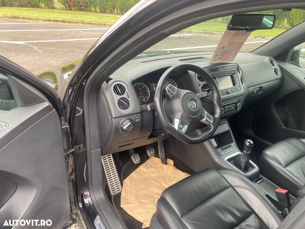 Volkswagen Tiguan - 16