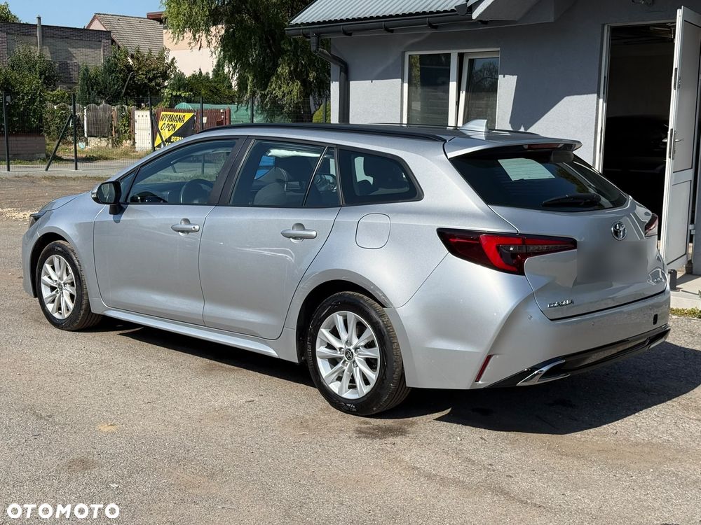 Toyota Corolla 1.8 Hybrid Comfort - 16