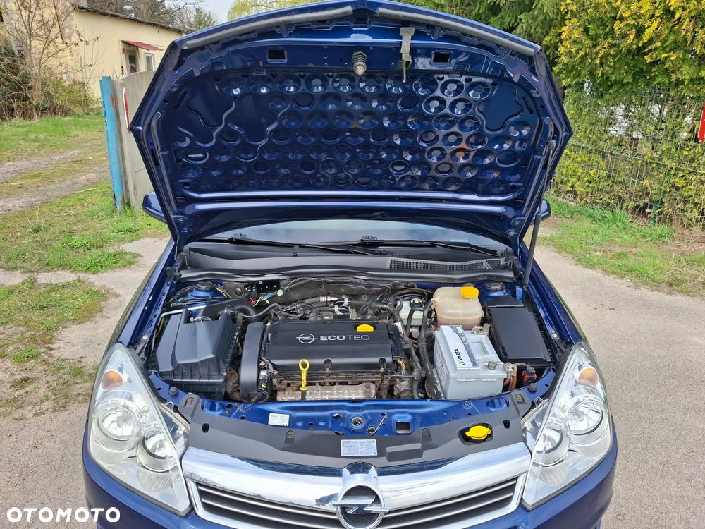 Opel Astra - 35