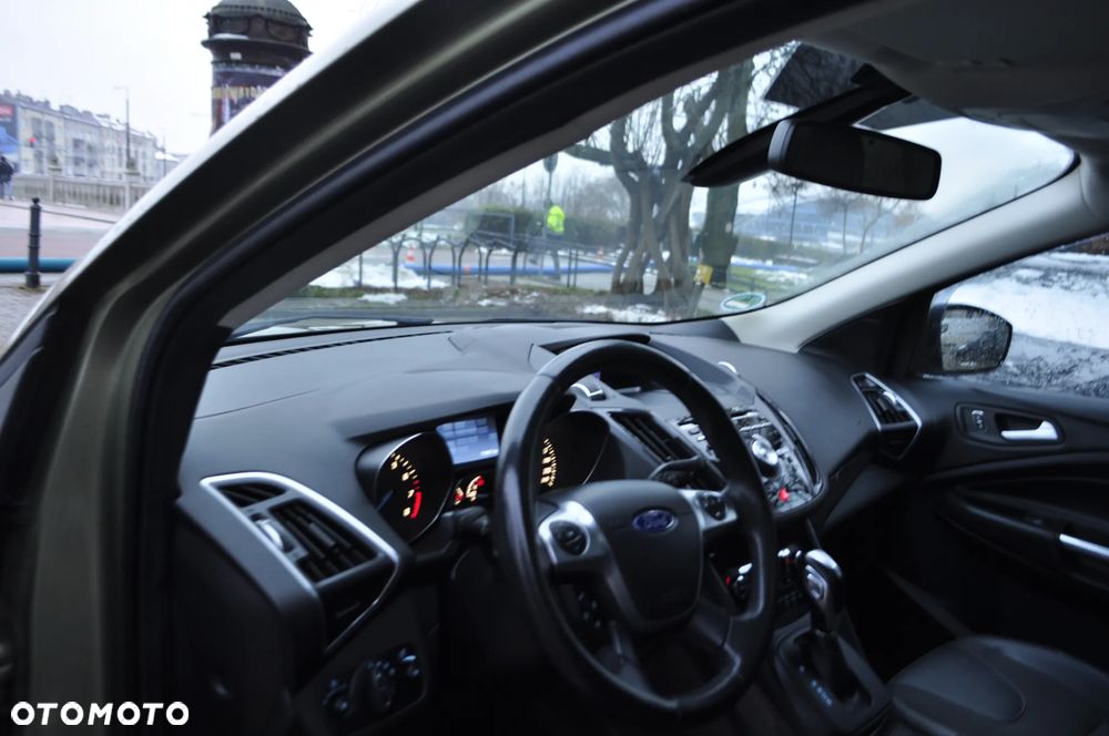 Ford Kuga 1.6 EcoBoost 4x4 Titanium - 32