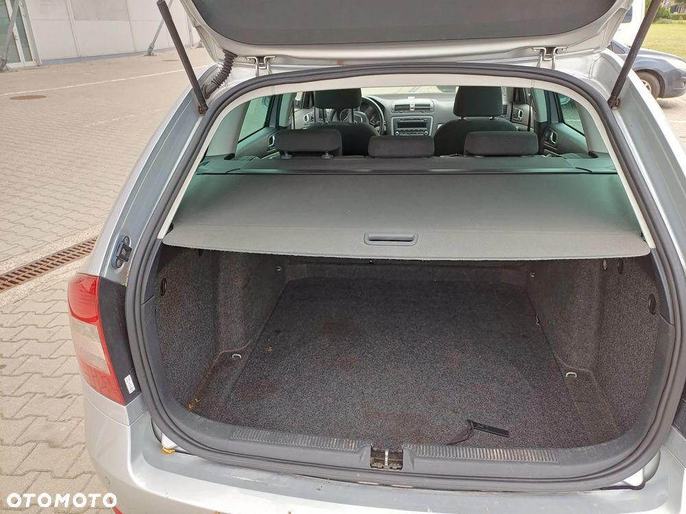 Skoda Octavia 1.8 TSI Family Plus - 14