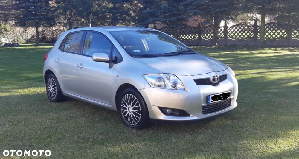 Toyota Auris 1.4 D-4D Terra - 9