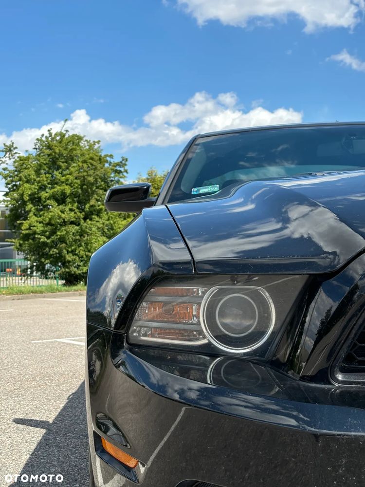 Ford Mustang 5.0 V8 GT - 8