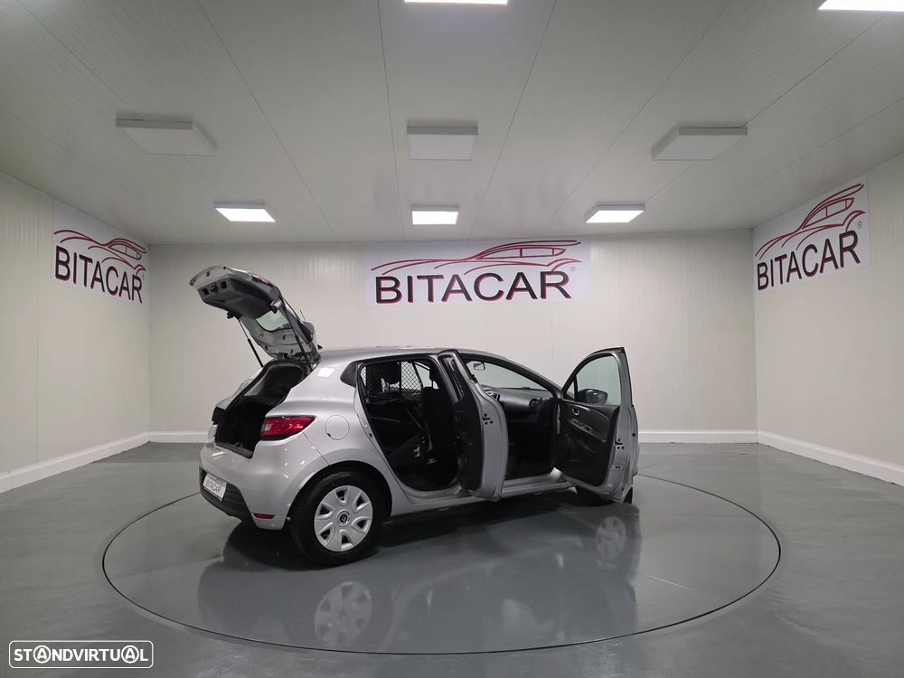 Renault CLIO SOCIETE 1.5 DCI ZEN  IVA DEDUTIVEL - 20