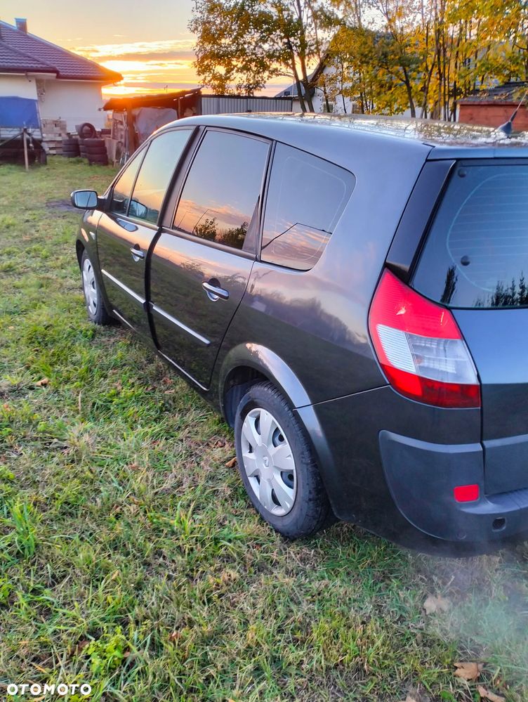 Renault Grand Scenic 2006 photo 5