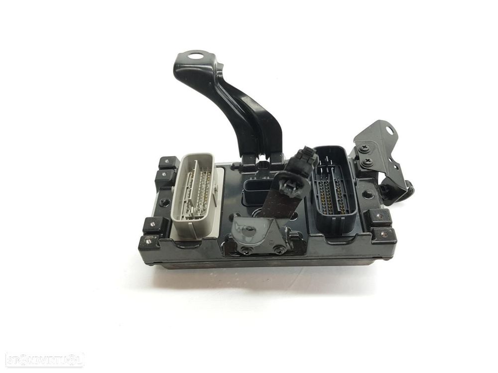 MÓDULO ELETRÓNICO LEXUS RC - 1