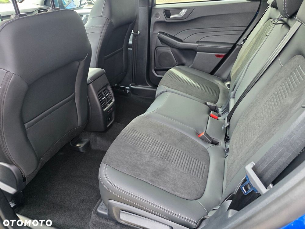 Ford Kuga - 26