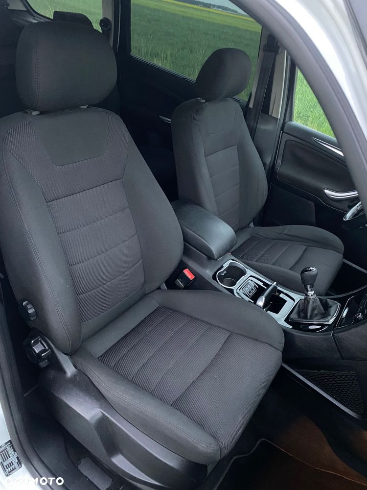 Ford Galaxy 2.0 TDCi Titanium - 35
