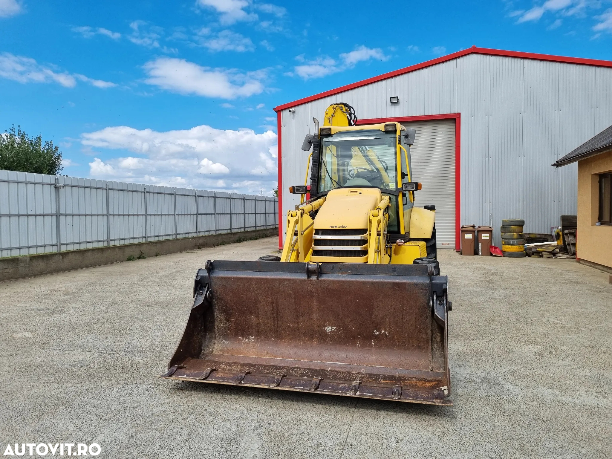 Komatsu WB97 R-2 - 8
