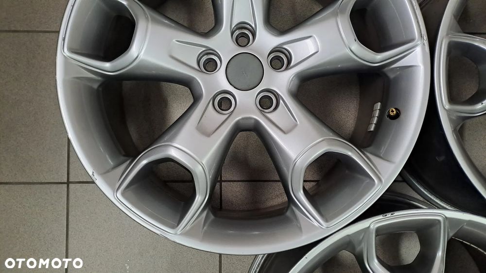 Felgi Aluminiowe 19 Ford Kuga MK2 Edge 5x108 ET 52.5 - 12