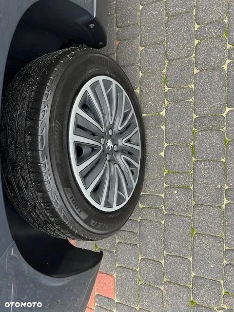 Peugeot 2008 BlueHDi 100 Active - 21