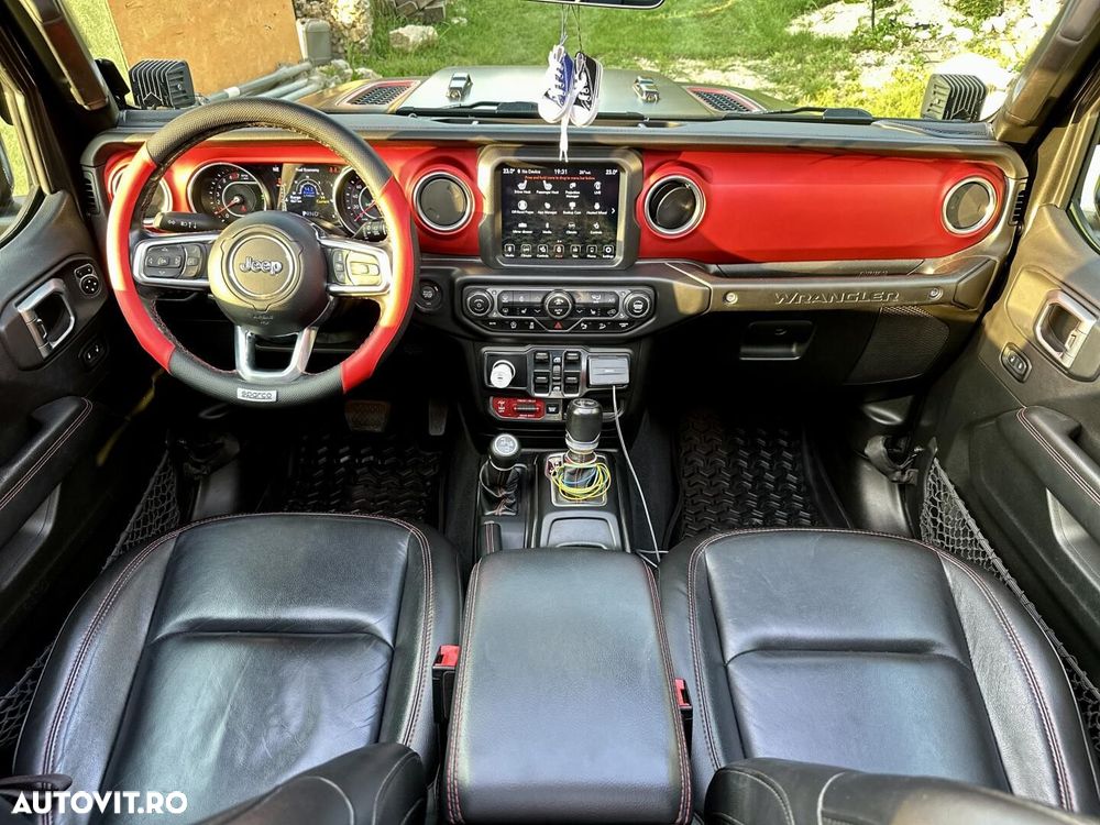 Jeep Wrangler - 19