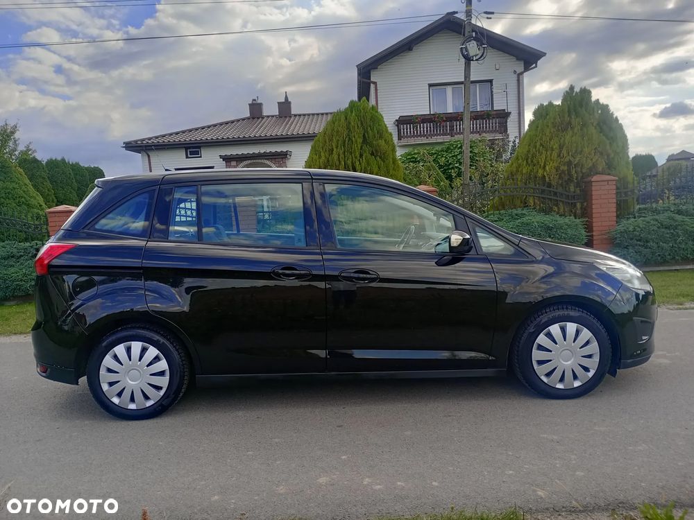 Ford Grand C-MAX - 9