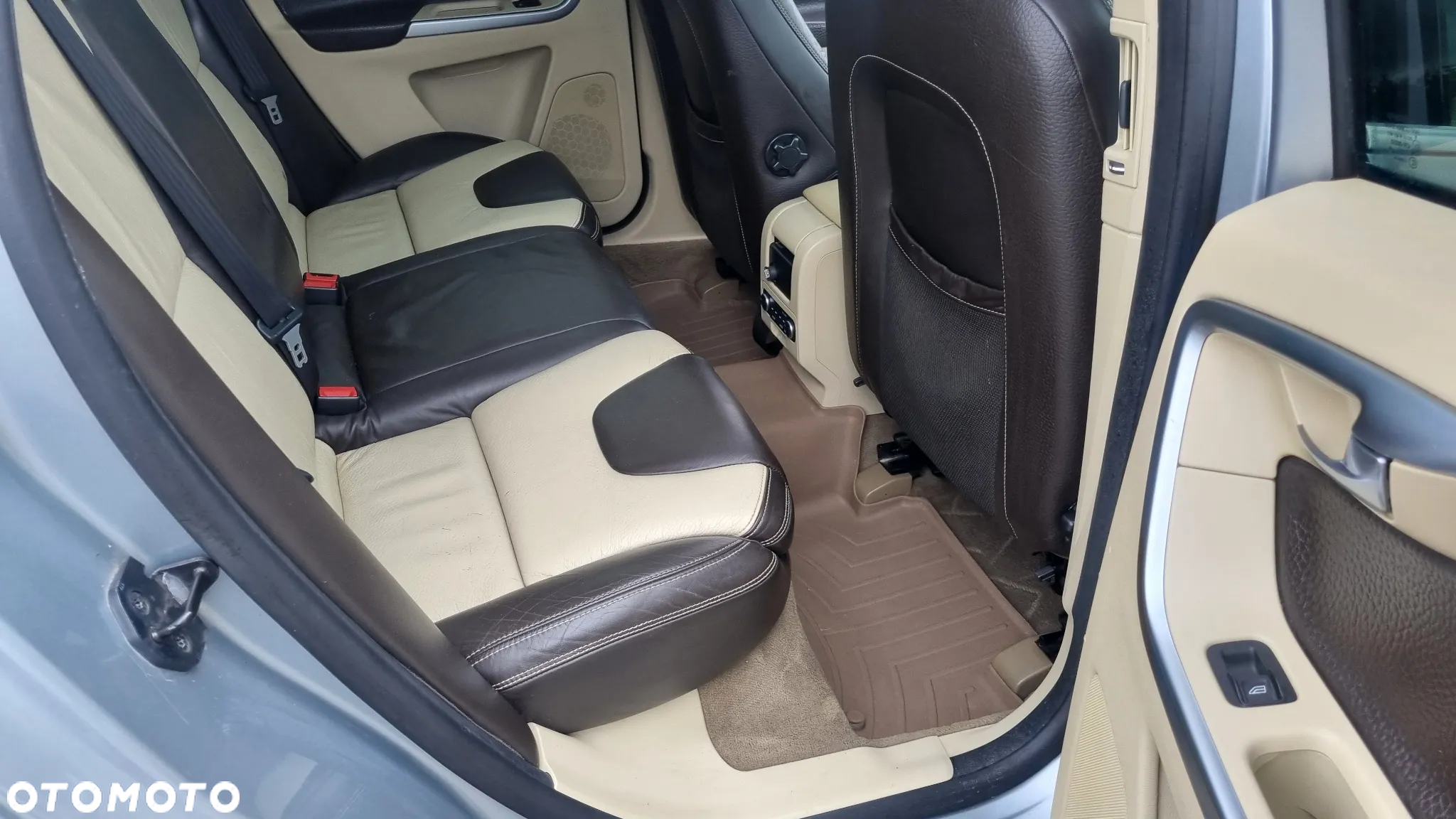 Volvo XC 60 2.4D DRIVe Summum - 16