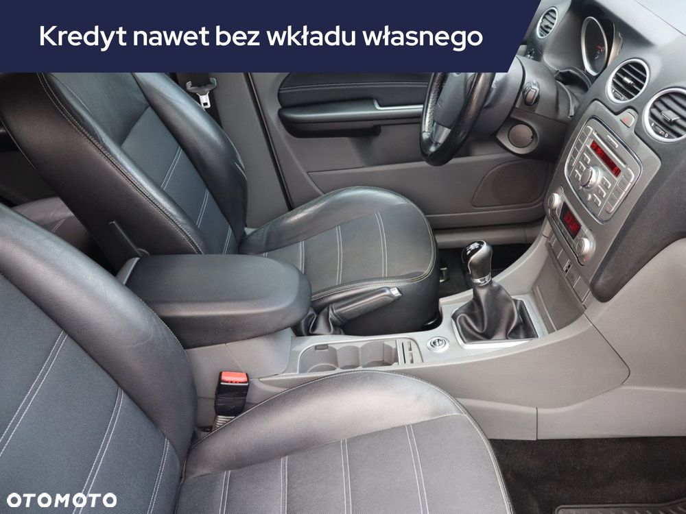 Ford Focus SW - 11